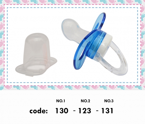 Orthodontic silicone pacifier with lid